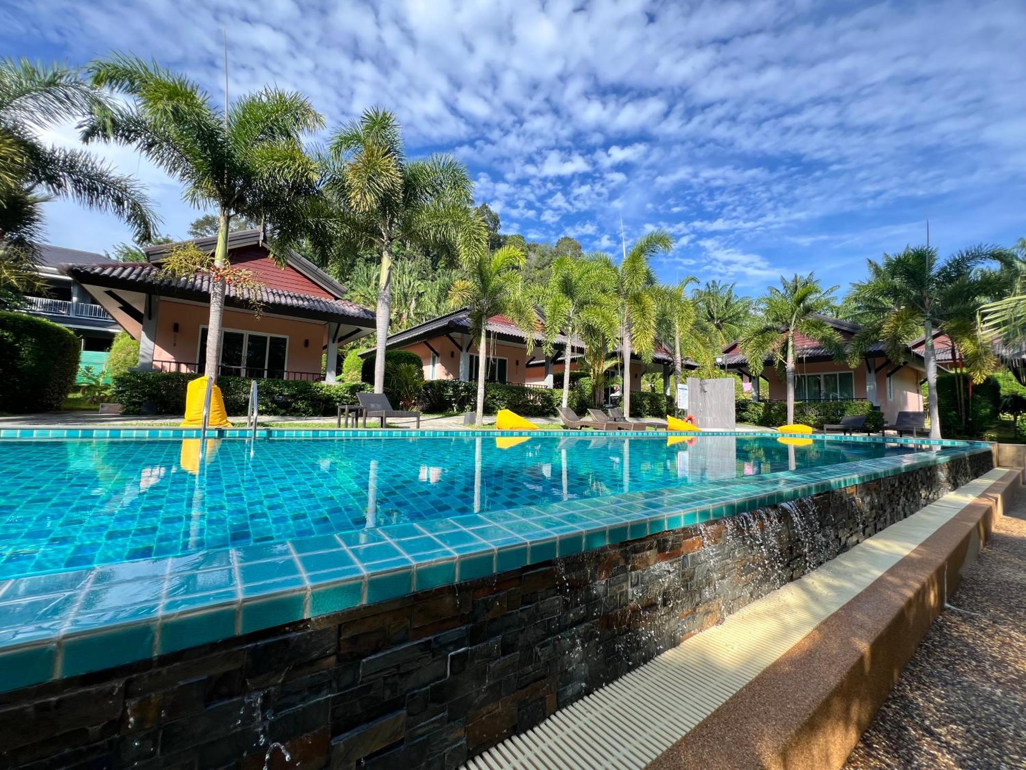 Palm Kiri Aonang Resort Ao Nang Buitenkant foto